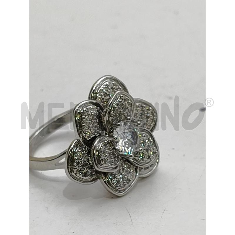 ANELLO D 372A FIORE RIALZ PAVE BIA  | Mercatino dell'Usato Roma talenti 2