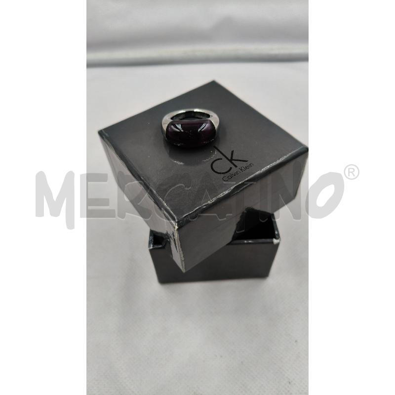 ANELLO D CALVIN KLEIN BOMB PIETRA VIOLA | Mercatino dell'Usato Roma talenti 1