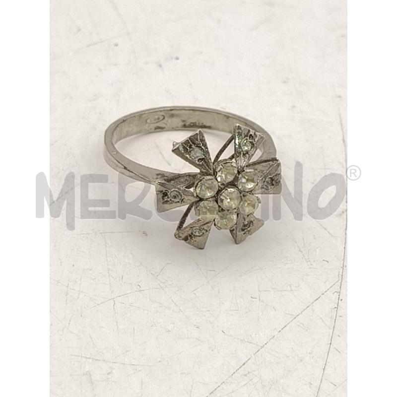 ANELLO D FUSION FIORE CENTR RAGGERA | Mercatino dell'Usato Roma talenti 2