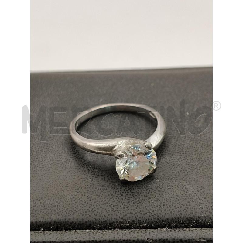 ANELLO D FUSION SOLITARIO TONDO GRIFFE | Mercatino dell'Usato Roma talenti 2
