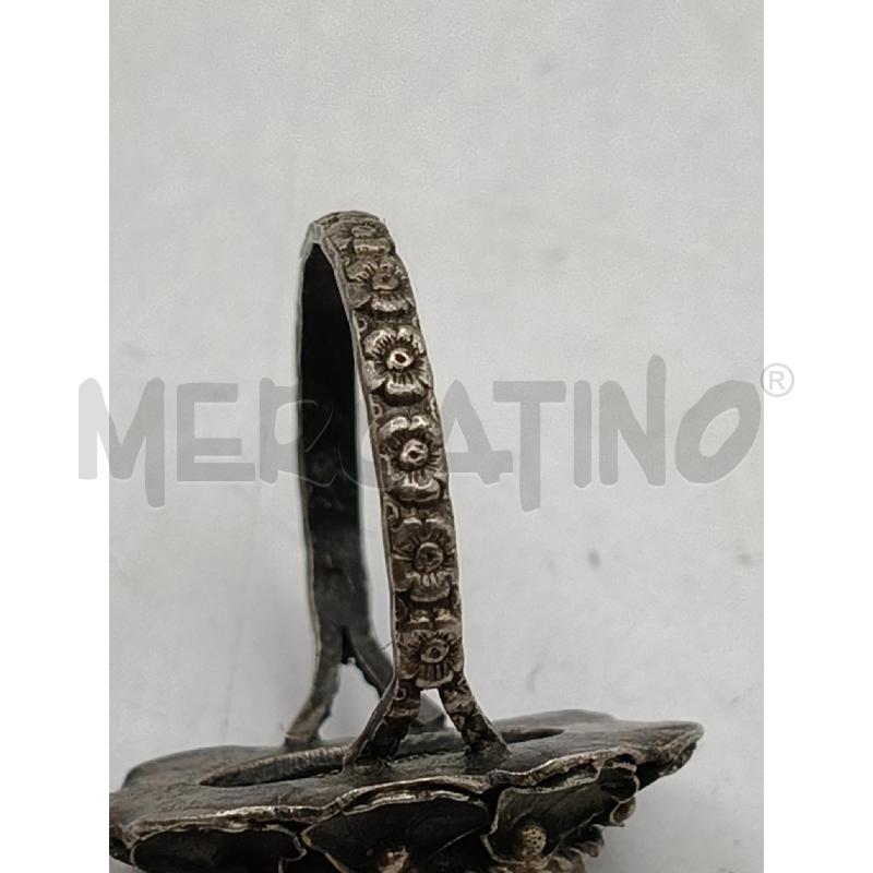 ANELLO D OVALE COR CORNICE PETALI  | Mercatino dell'Usato Roma talenti 2