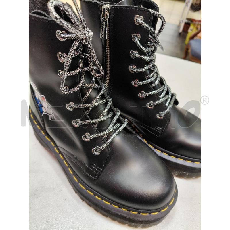 ANFIBI PLATFORM DR MARTENS HELLO KITTY NERO LACCI ARGENTO  | Mercatino dell'Usato Roma talenti 3