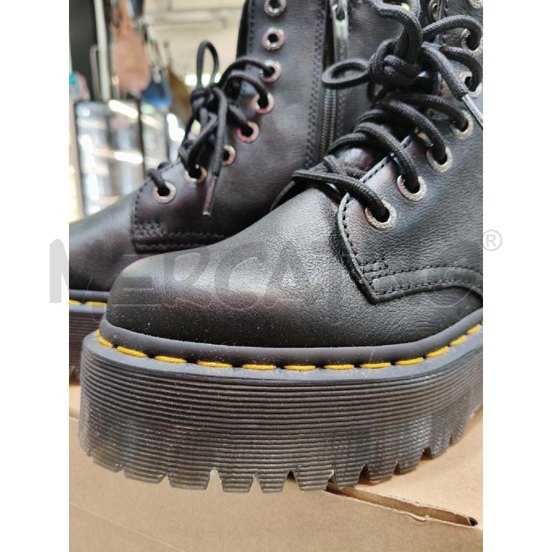 ANFIBI PLATFORM DR MARTENS JADON NERI CUCIT GIA | Mercatino dell'Usato Roma talenti 2