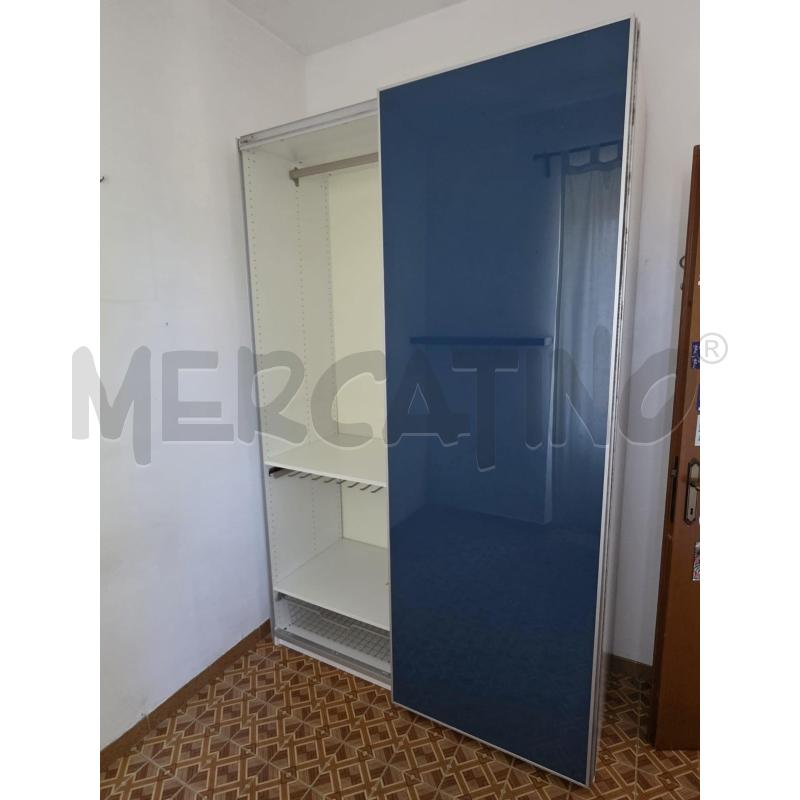 ARMADIO 2ANTE SCORR VETRO BLU | Mercatino dell'Usato Roma talenti 3