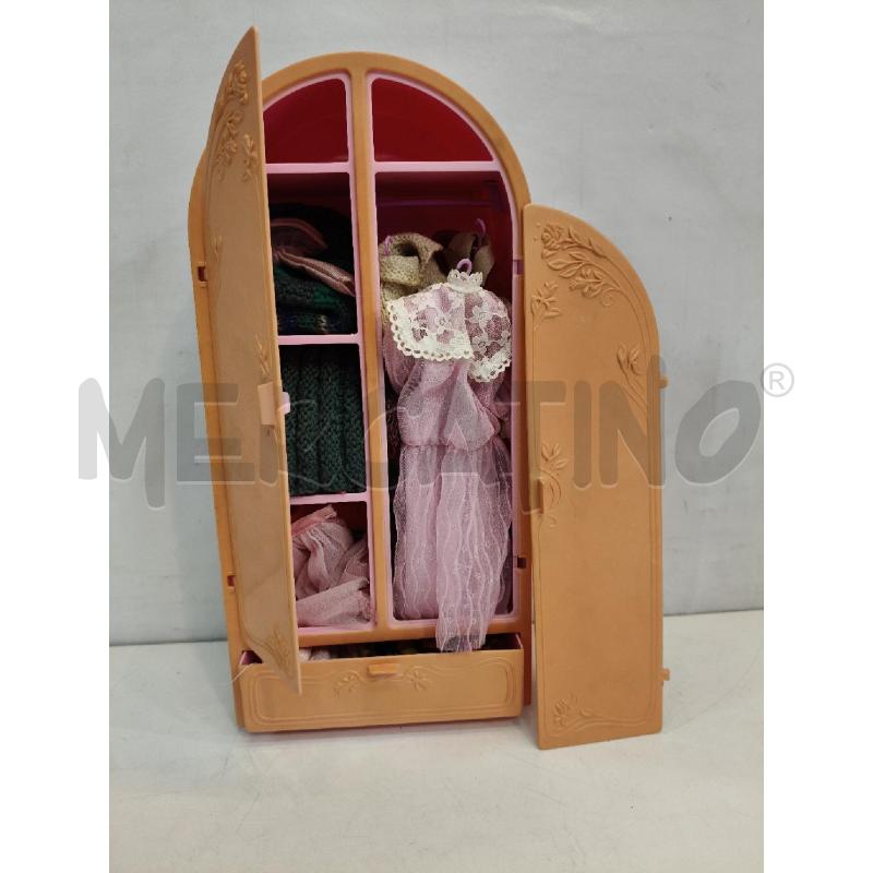 ARMADIO BARBIE CON VESTITI | Mercatino dell'Usato Roma talenti 1