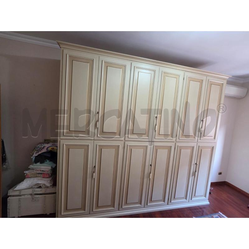 ARMADIO GRANDE 12SP VENEZIOANO | Mercatino dell'Usato Roma talenti 1