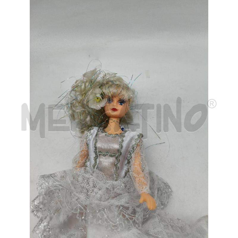 BAMBOLA VESTITO DA SPOSA  | Mercatino dell'Usato Roma talenti 2