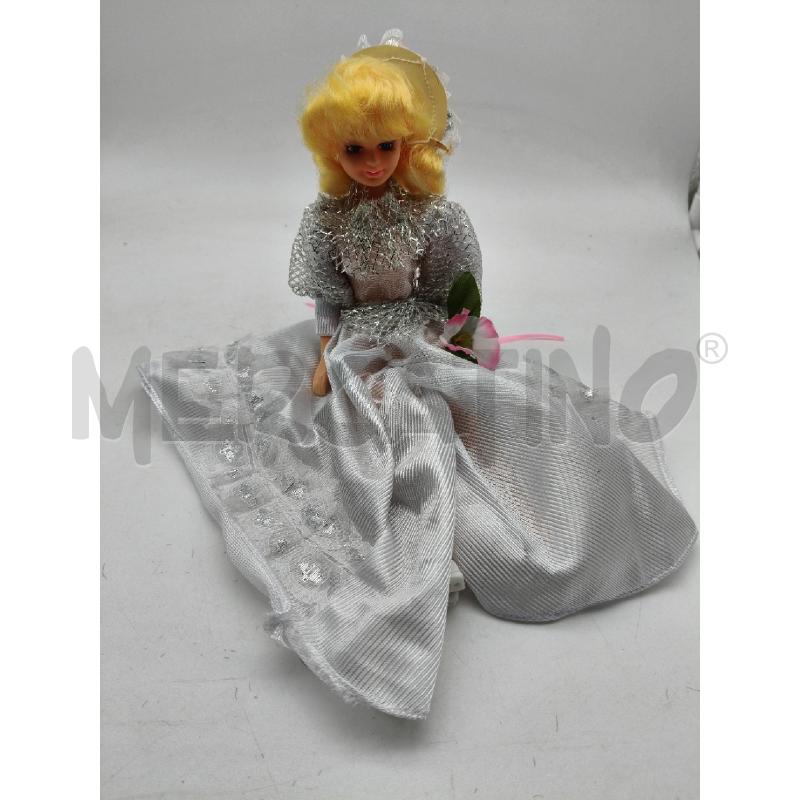 BAMBOLA VESTITO DA SPOSA CON FIORE | Mercatino dell'Usato Roma talenti 1