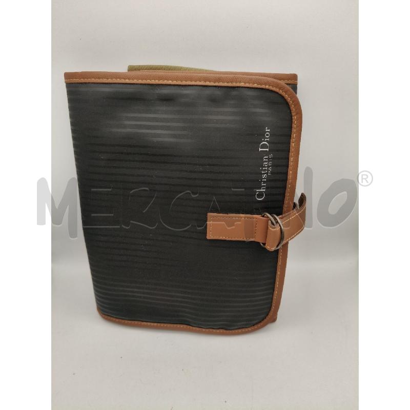BEAUTY CASE UOMO C. DIOR EAU SAVAGE NERO RIGHE  | Mercatino dell'Usato Roma talenti 1