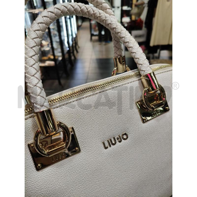 BORSA A MANO LIU JO CREMA MAN TRECCIA | Mercatino dell'Usato Roma talenti 2