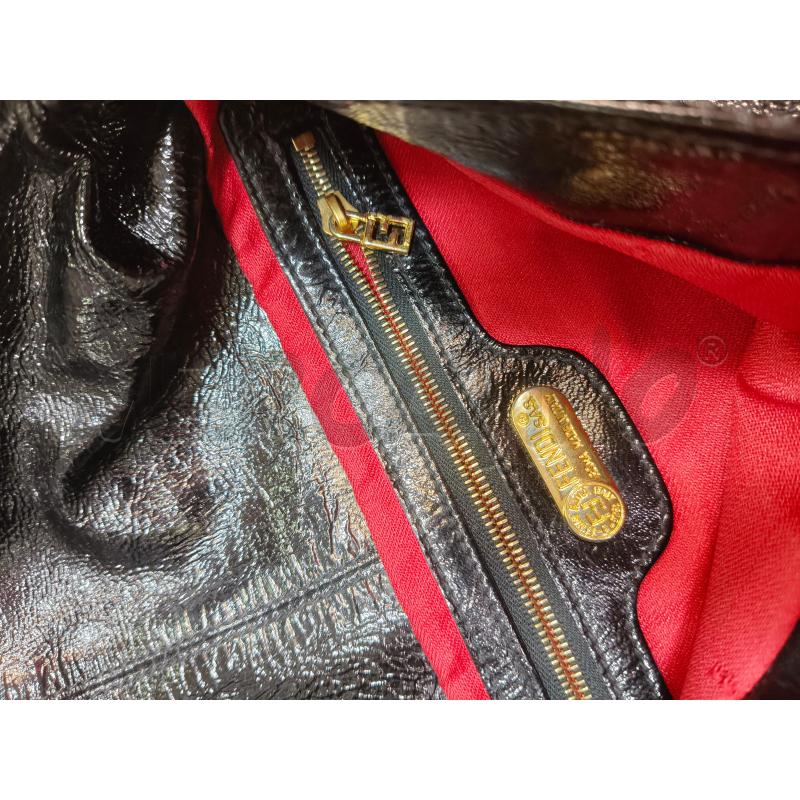 BORSA D FENDI NE VERNICE FIBBIA DOR LOGO  | Mercatino dell'Usato Roma talenti 5