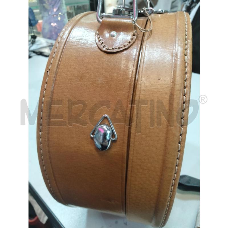 BORSA D PELLE BISC VINT TONDO BAULETTO CON TRAC | Mercatino dell'Usato Roma talenti 5