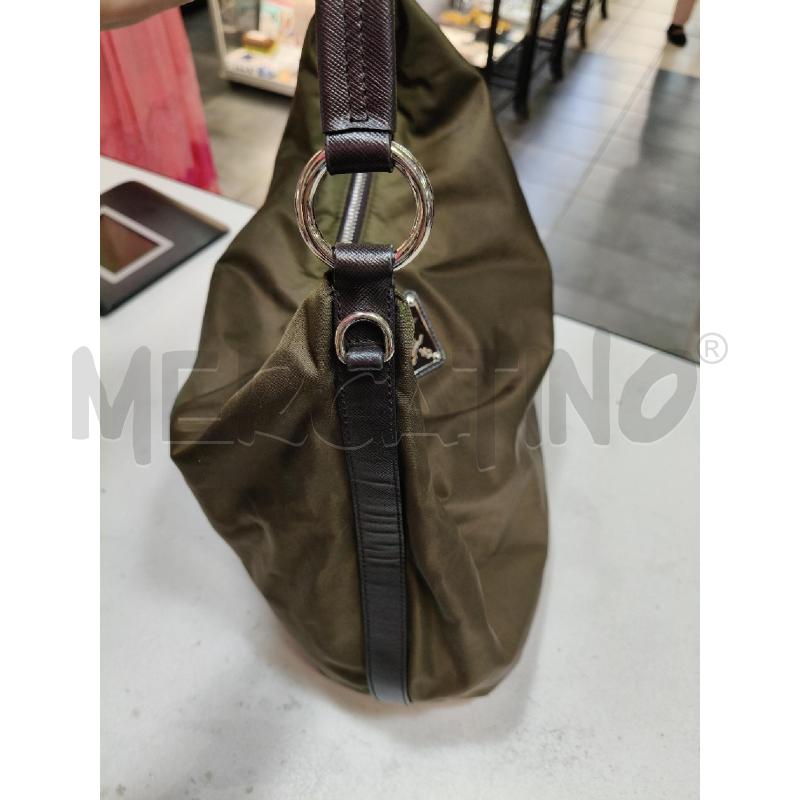 BORSA HOBO PRADA NYLON VERDE  | Mercatino dell'Usato Roma talenti 4