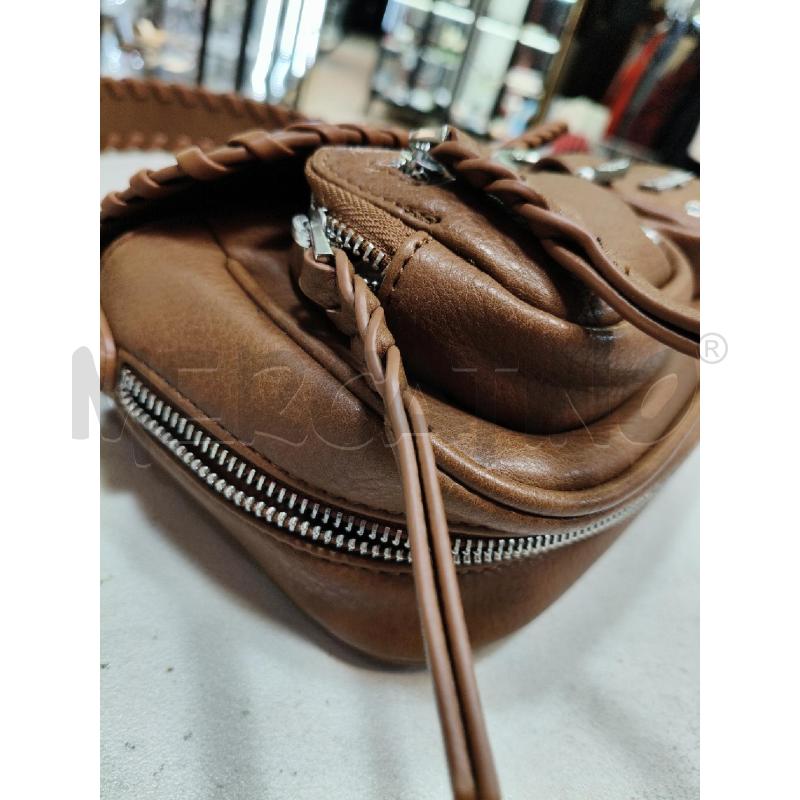 BORSETTA  A SPALLA DESIGUAL COGNAC CUC RIL TASCHINE | Mercatino dell'Usato Roma talenti 2