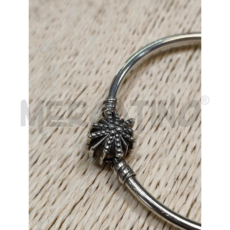 BRACCIALE PANDORA RIG FIOCCO DI NEVE  | Mercatino dell'Usato Roma talenti 2