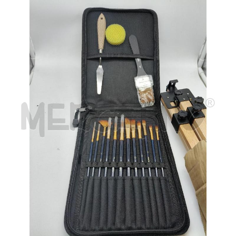 CAVALLETTO PER DIPINGERE XTRADE FACTORY CON PENNELLI  | Mercatino dell'Usato Roma talenti 2