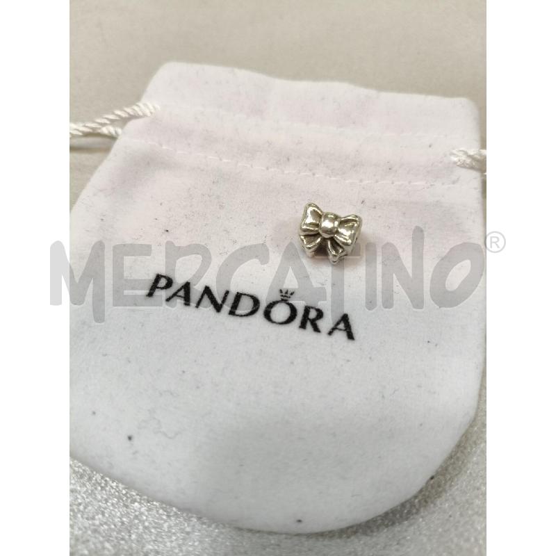 CHARM PANDORA FIOCCHETTO  | Mercatino dell'Usato Roma talenti 1
