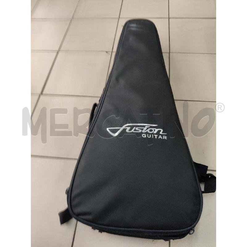CHITARRA ELETTRICA CON DOCK LIGHTNING FUSION GUITAR | Mercatino dell'Usato Roma talenti 5