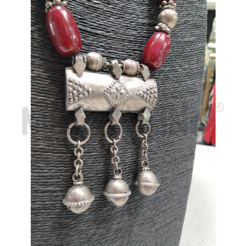 COLLANA BOULE BORD CENTR INC 3 SONAGLI | Mercatino dell'Usato Roma talenti 2