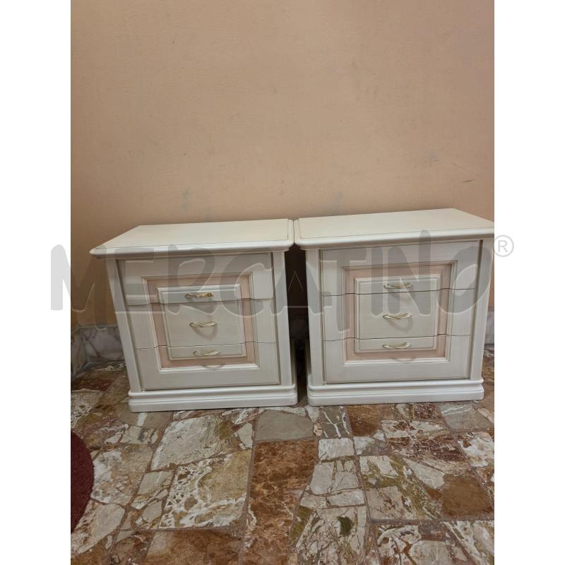 COMODINI COPPIA 3C BEIGE ROSA | Mercatino dell'Usato Roma talenti 1