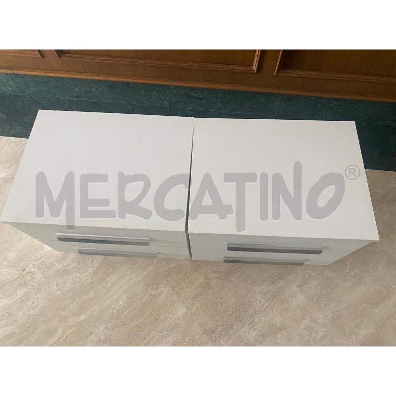 COMODINI COPPIA BIA 2C | Mercatino dell'Usato Roma talenti 4