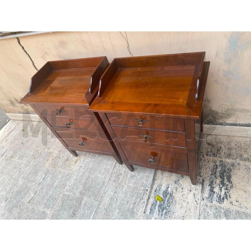 COMODINI COPPIA LEGNO3C | Mercatino dell'Usato Roma talenti 3