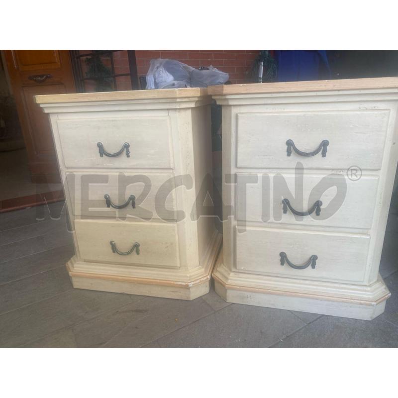 COMODINI COPPIA LEG DIP 3C | Mercatino dell'Usato Roma talenti 1