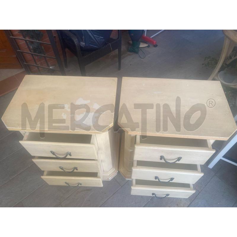 COMODINI COPPIA LEG DIP 3C | Mercatino dell'Usato Roma talenti 3