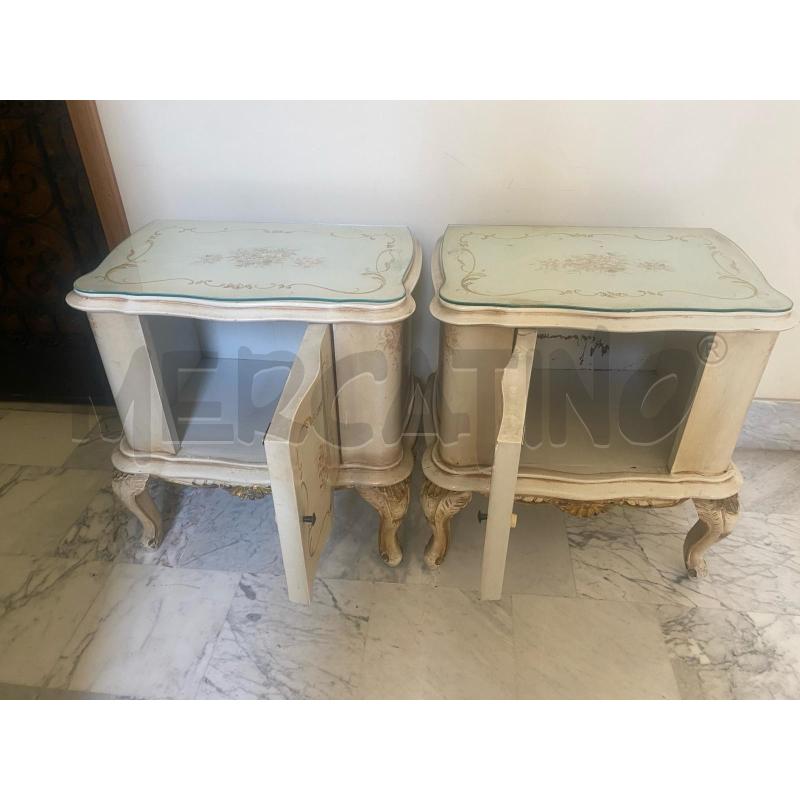 COMODINI COPPIA ST VENEZIANO 1SP | Mercatino dell'Usato Roma talenti 2