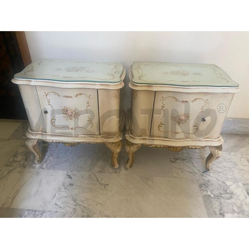 COMODINI COPPIA ST VENEZIANO 1SP | Mercatino dell'Usato Roma talenti 3