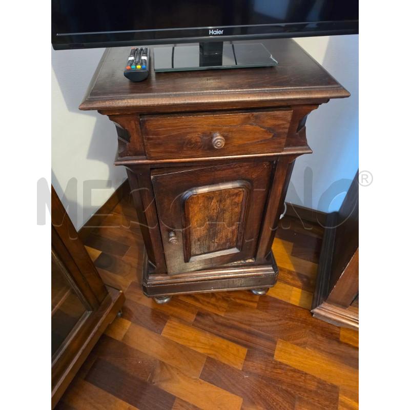 COMODINO LEGNO RADICA  | Mercatino dell'Usato Roma talenti 1