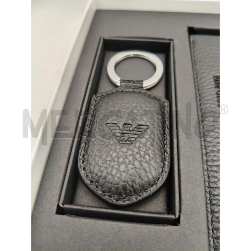 CONFEZIONE EMPORIO ARMANI PORTACHIAVI + PORTAFOGLIO SIMLP NERO  | Mercatino dell'Usato Roma talenti 2