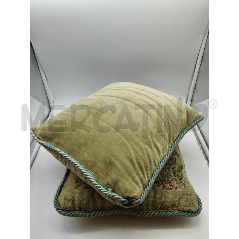 COPPIA CUSCINETTI RICAMI LIBERTY  | Mercatino dell'Usato Roma talenti 4
