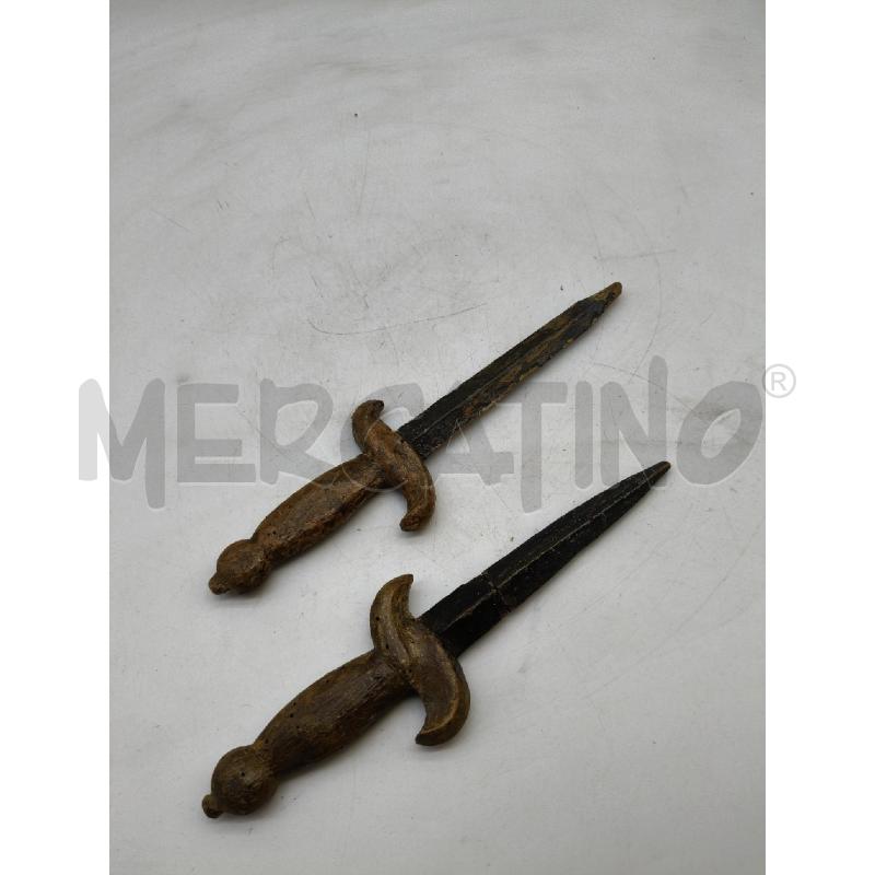 COPPIA PUGNALILEGNO EPOCA DECOR ADDOLORATA | Mercatino dell'Usato Roma talenti 3