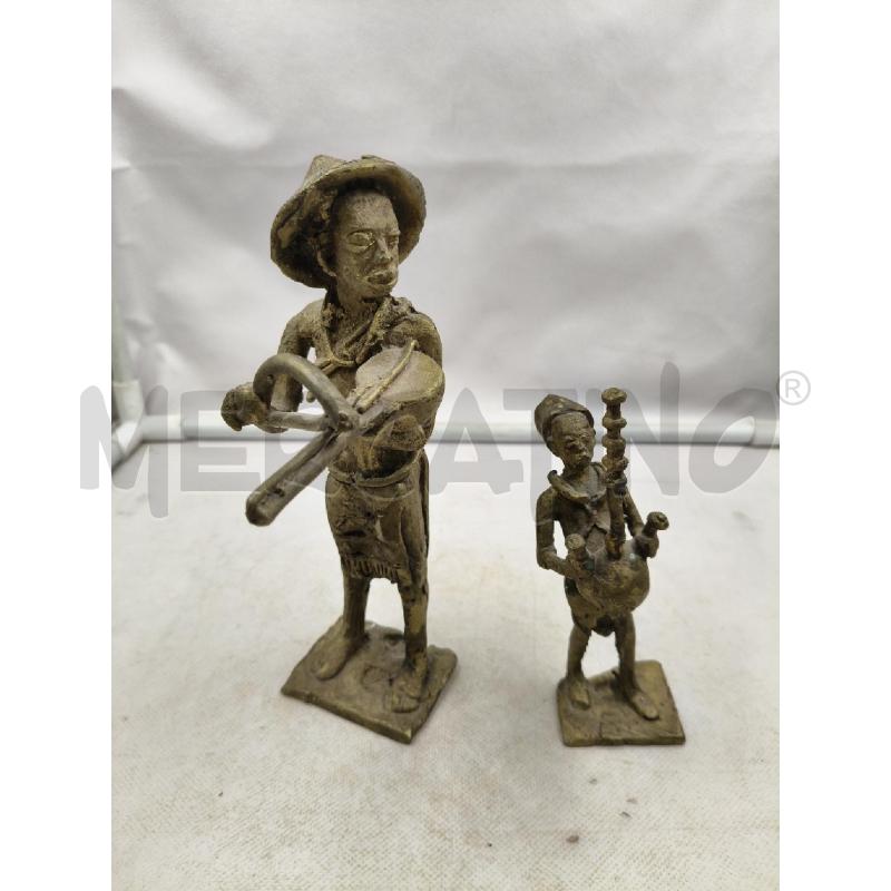 COPPIA STATUINE SUONATORI CROMO | Mercatino dell'Usato Roma talenti 1