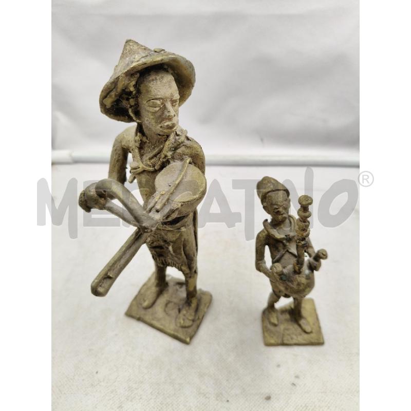 COPPIA STATUINE SUONATORI CROMO | Mercatino dell'Usato Roma talenti 2