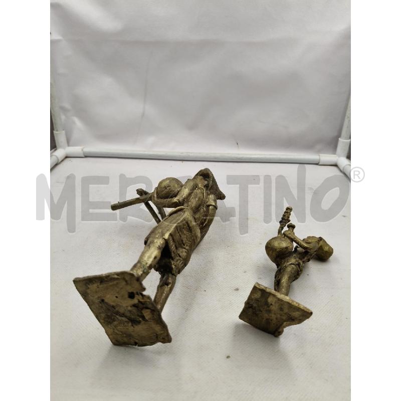 COPPIA STATUINE SUONATORI CROMO | Mercatino dell'Usato Roma talenti 4