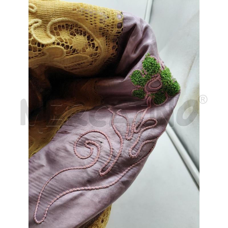 COPRI LETTO VIOLA MERLETTO BEIGE | Mercatino dell'Usato Roma talenti 2
