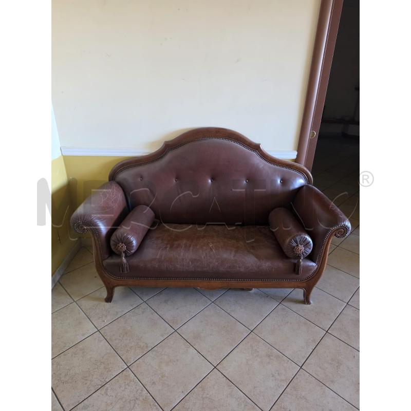 DIVANETTO LEGNO PELLE DA RIV | Mercatino dell'Usato Roma talenti 2