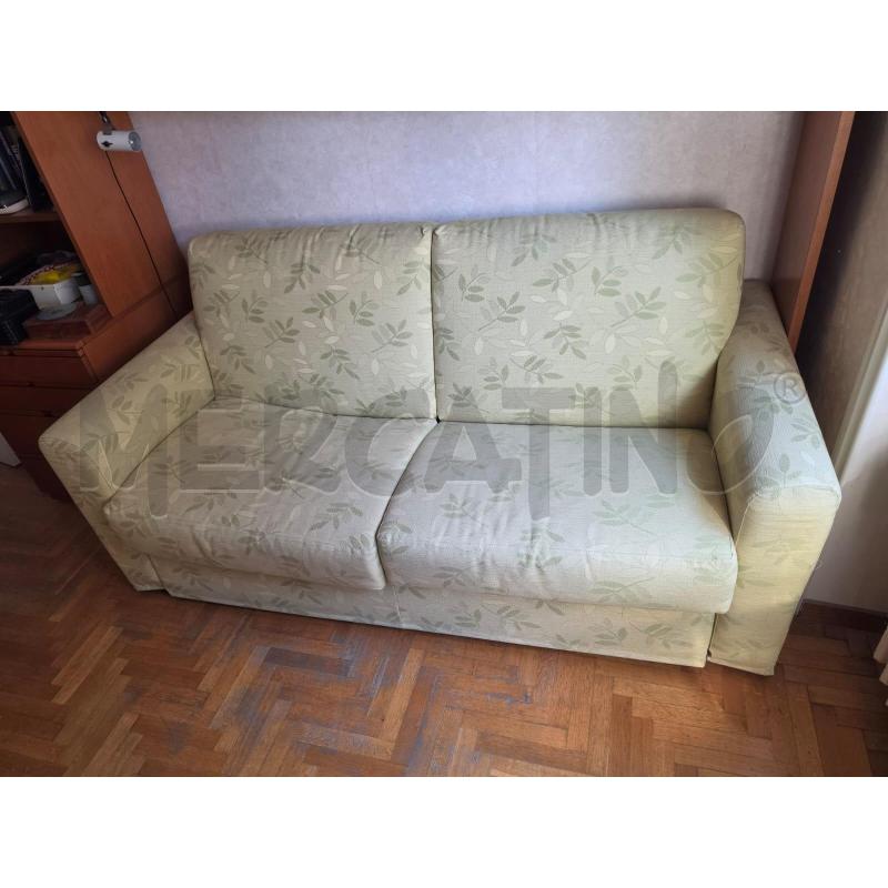 DIVANO 2P LETTO VERDE FIORI  | Mercatino dell'Usato Roma talenti 1