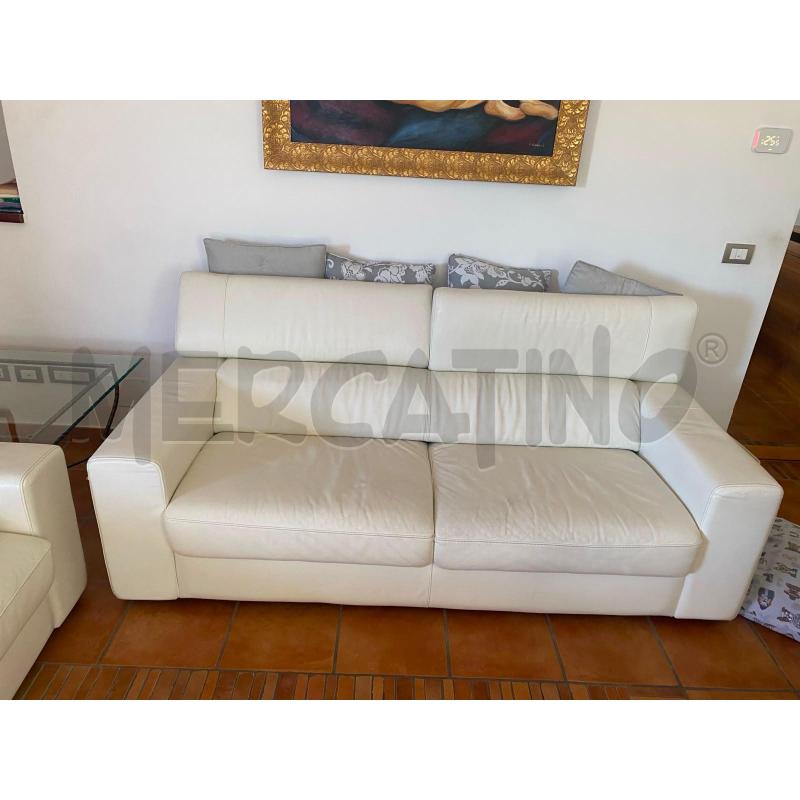 DIVANO 2P PELLE BIA POLTRONESOFA | Mercatino dell'Usato Roma talenti 1