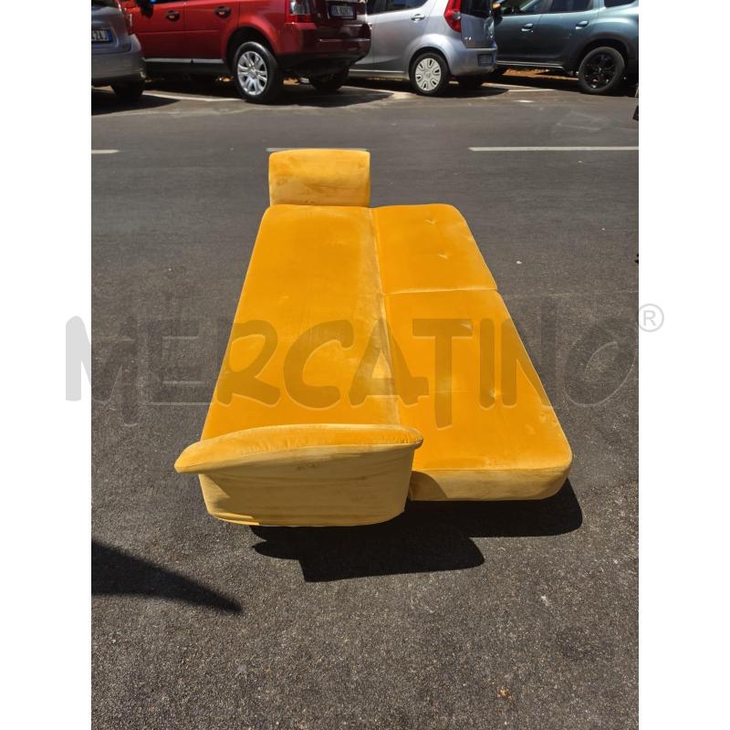 DIVANO LETTO 3P SENAPE | Mercatino dell'Usato Roma talenti 3