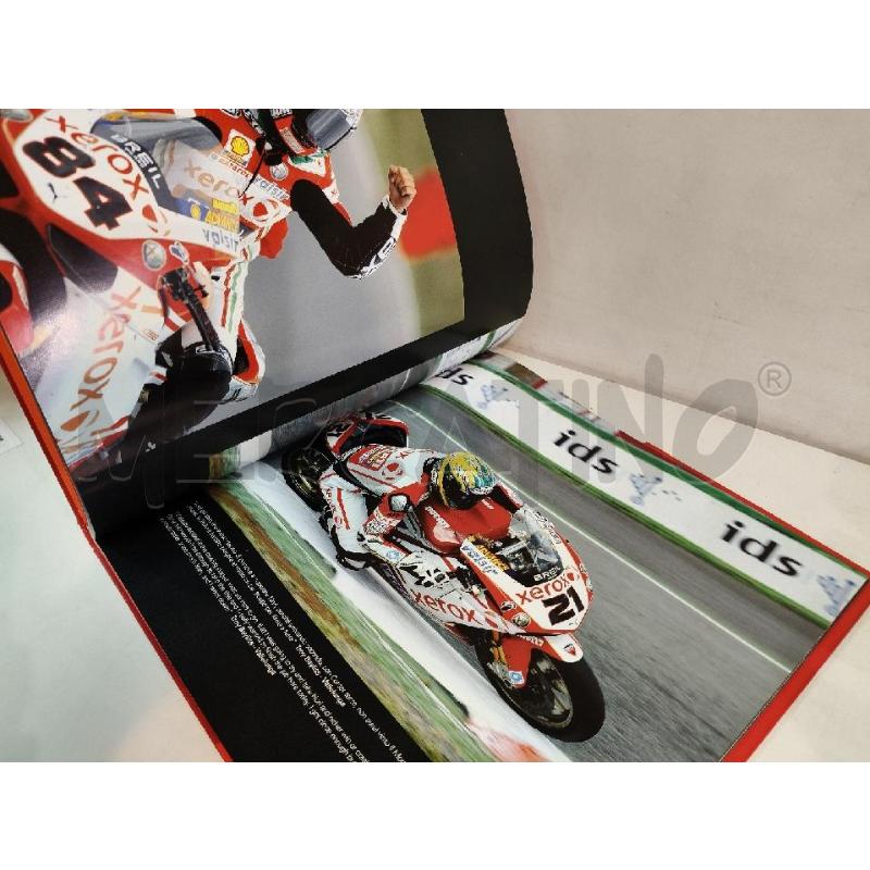 DUCATI 2008 OFFICIAL YEAR BOOK | Mercatino dell'Usato Roma talenti 4