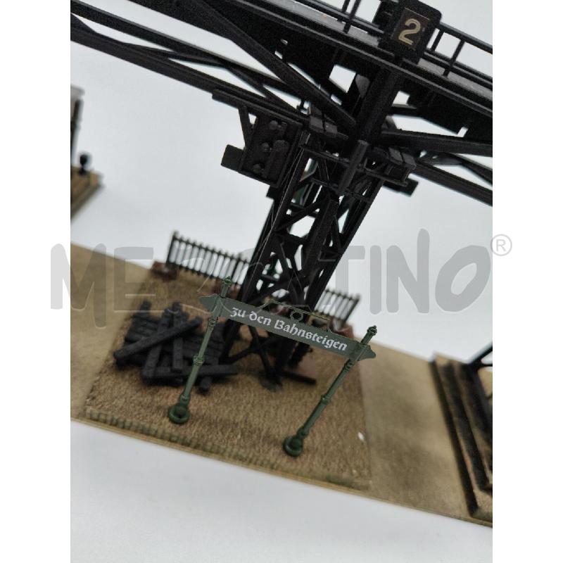 FERROMODELLISMO DIORAMA CARROPONTEZU DEN BAHNSTEIGEN 27X12CM | Mercatino dell'Usato Roma talenti 4