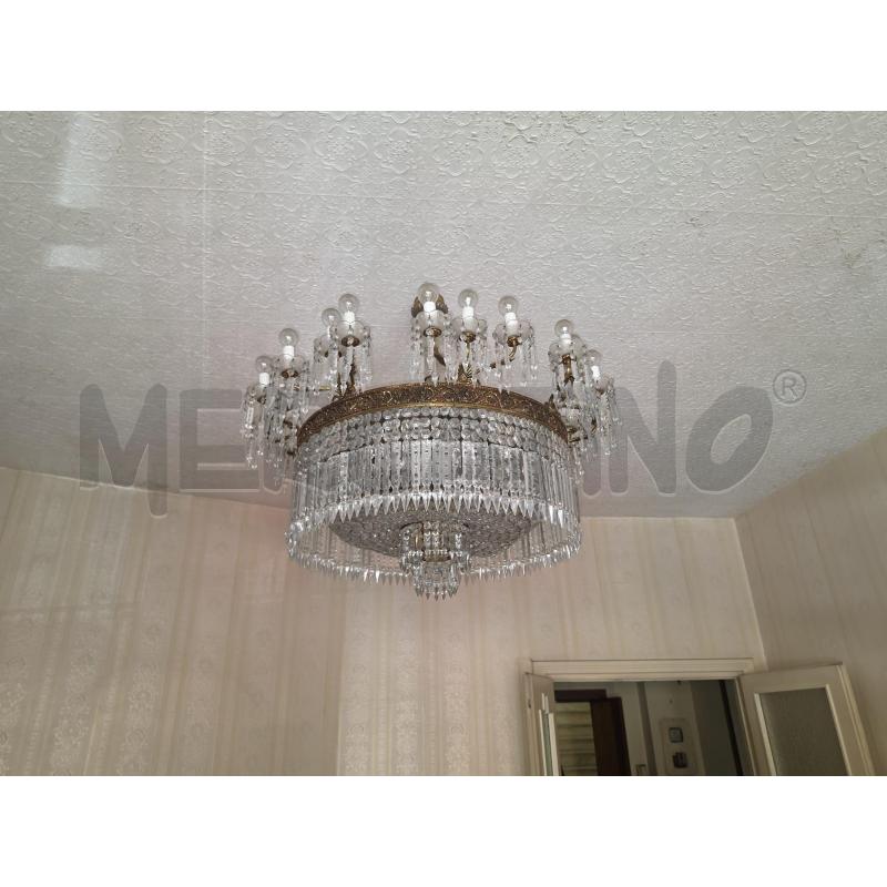 GRANDE LAMPADARIO GOCCE CRISTALLO | Mercatino dell'Usato Roma talenti 1