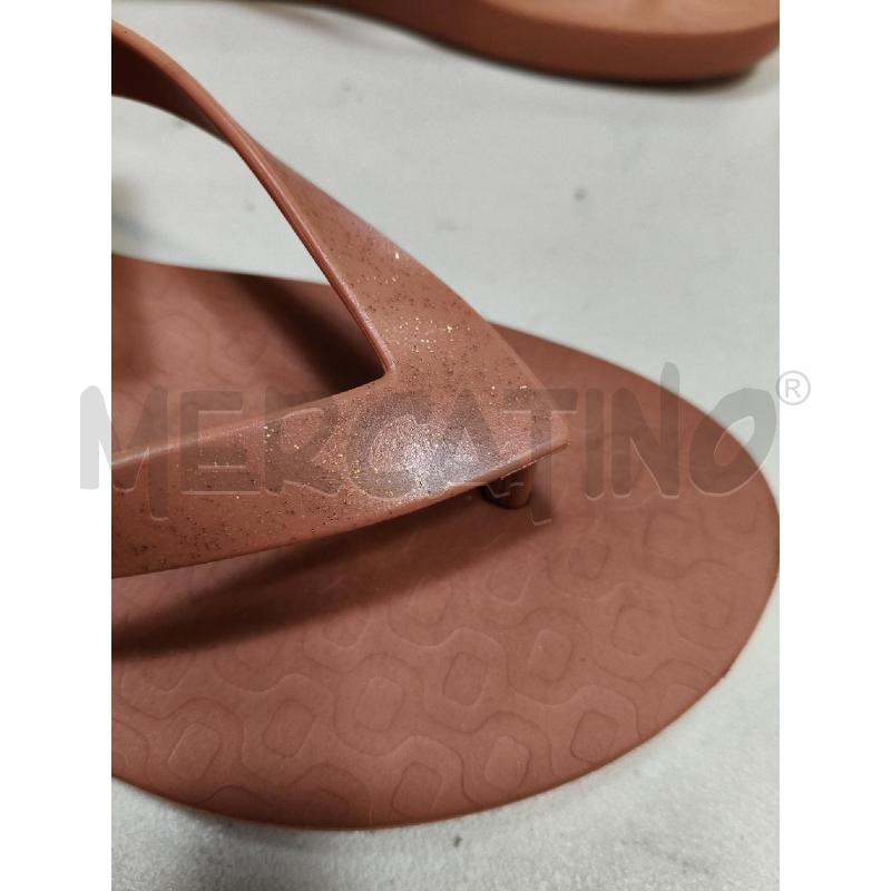 INFRADITO ZEPPA IPANEMA GOMMA ROSA  | Mercatino dell'Usato Roma talenti 3