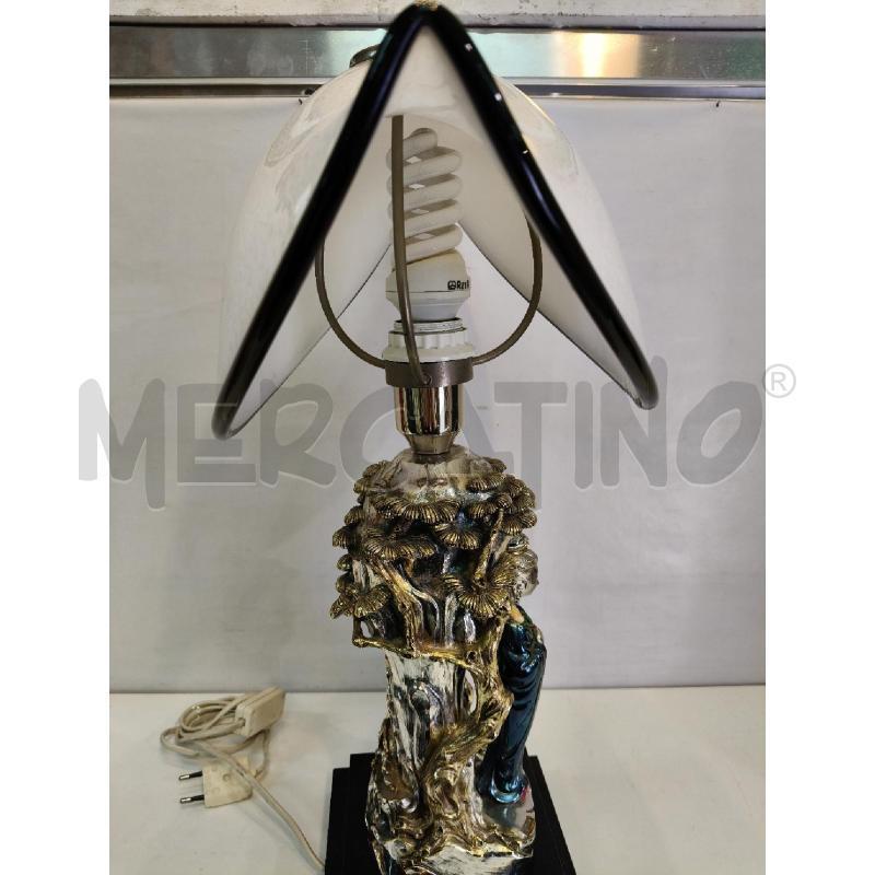 LAMPADA SCULTURA ORIENTALEGGIANTE LAMINA  | Mercatino dell'Usato Roma talenti 4