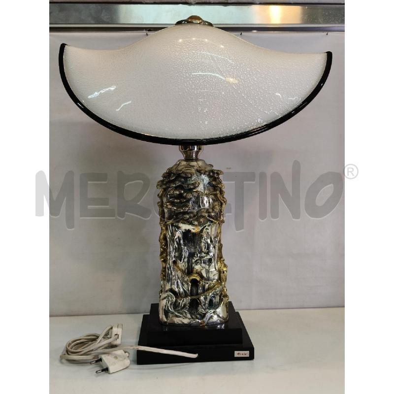 LAMPADA SCULTURA ORIENTALEGGIANTE LAMINA  | Mercatino dell'Usato Roma talenti 5