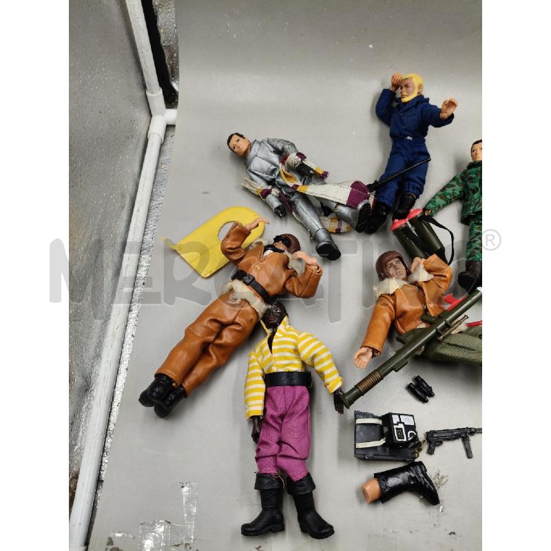 LOTTO MADELMAN ACTION FIGURES E ACCESSORI | Mercatino dell'Usato Roma talenti 3