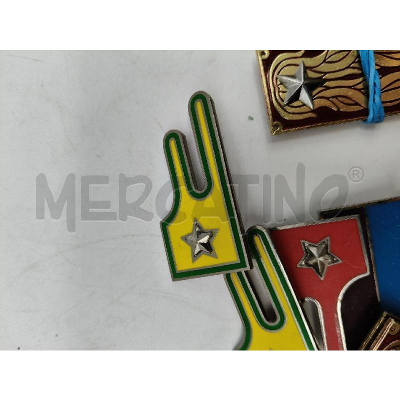LOTTO MOSTRINE FREGI MILITARI | Mercatino dell'Usato Roma talenti 3
